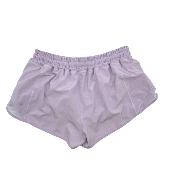 Lululemon Hotty Hot Short II *2.5" - Picture 3 of 9